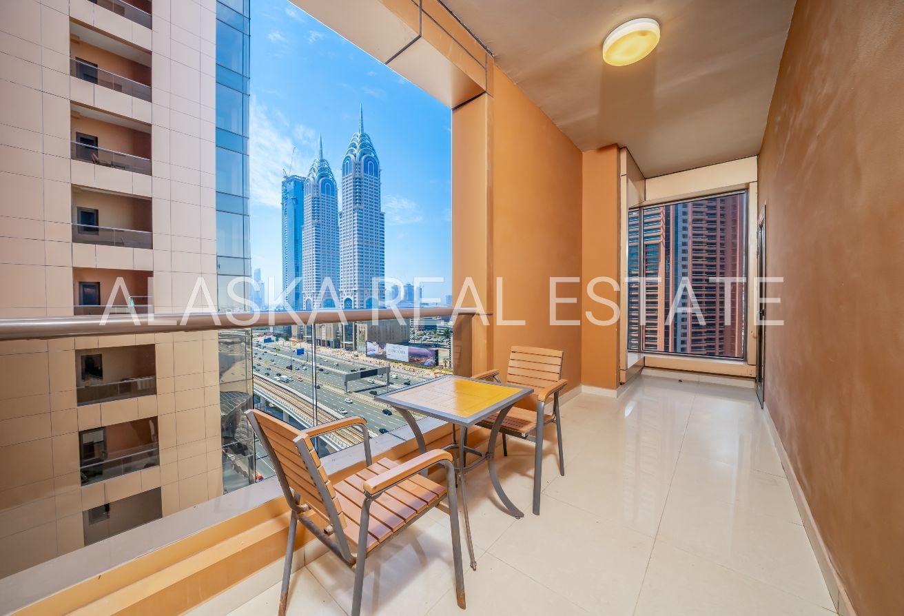 Prime Location | Bills Included | Near Metro photo 7
