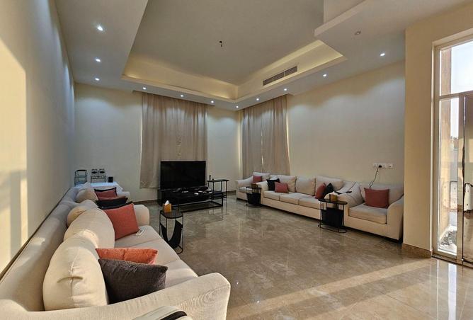 60125582 - Property Image 2