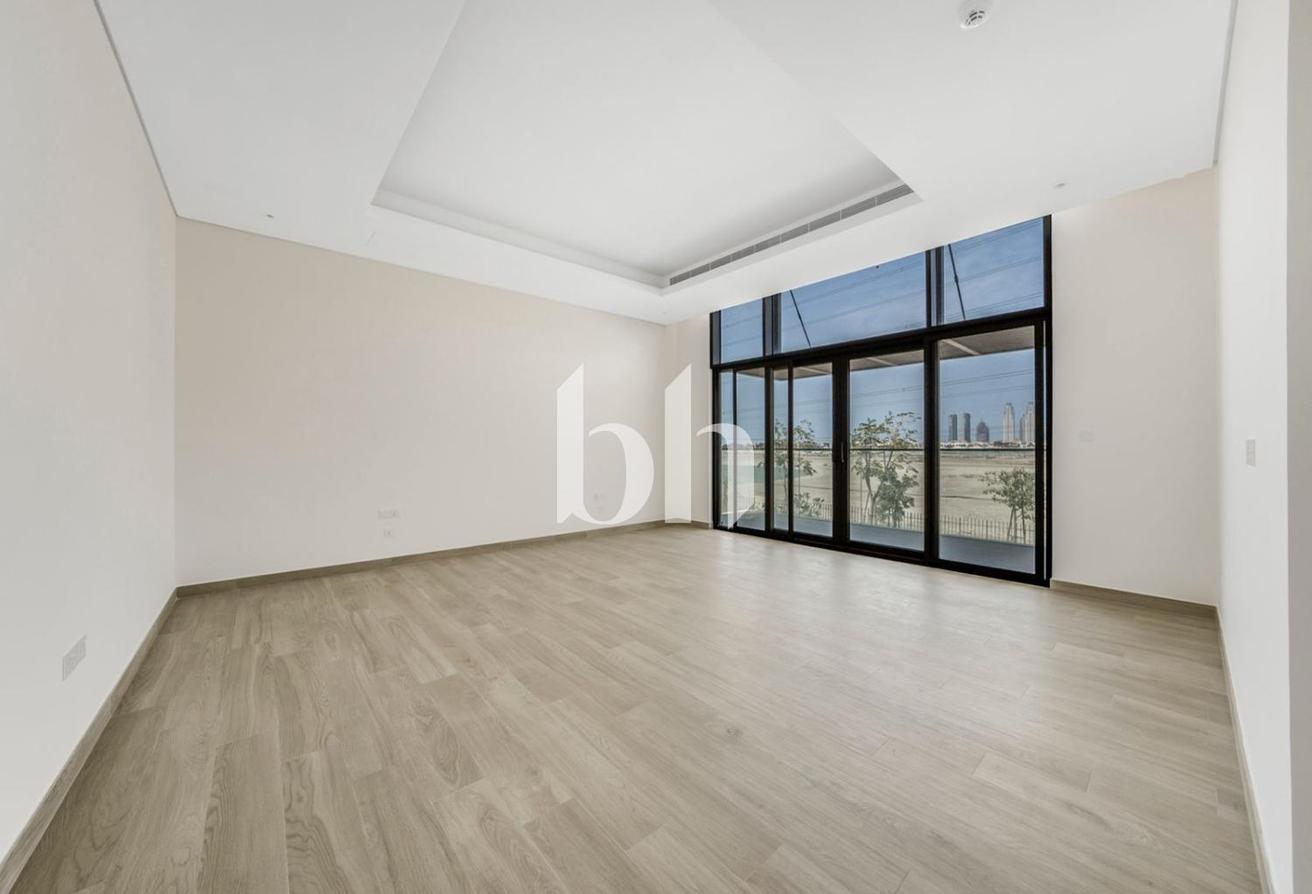 Great Price | Community Expert | Multiple Options photo 5
