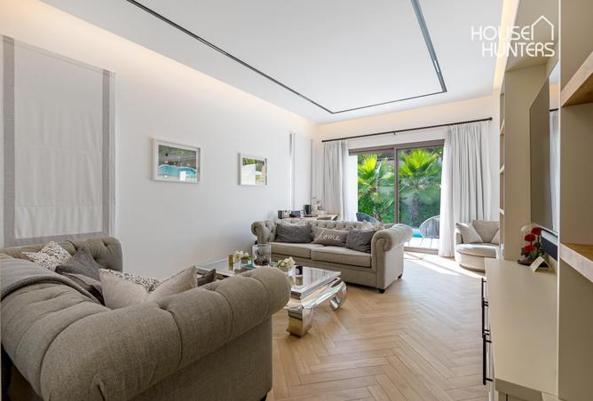 83654201 - Property Image 3