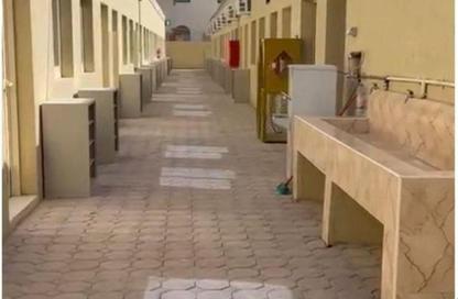 Labor Camp - Studio - 7+ Bathrooms for sale in Al Sajaa - Sharjah