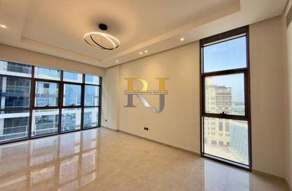 Apartment - 1 Bedroom - 2 Bathrooms for rent in Al Jadaf Building - Al Jaddaf - Dubai