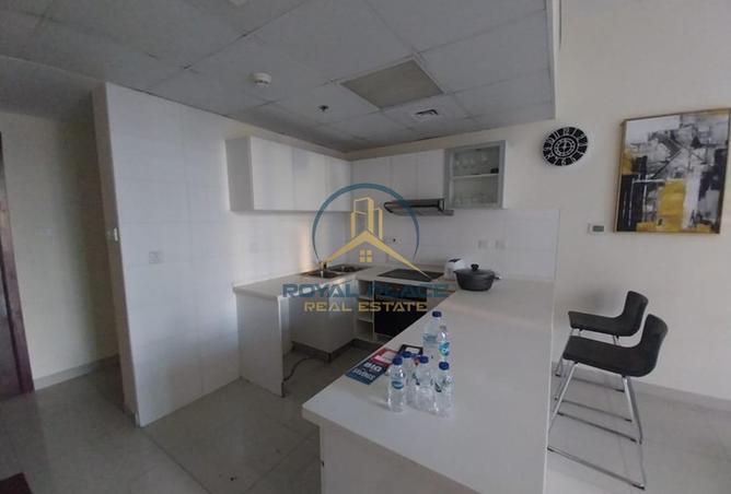 77367799 - Property Image 3