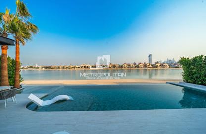Villa - 4 Bedrooms - 6 Bathrooms for sale in Garden Homes Frond E - Garden Homes - Palm Jumeirah - Dubai