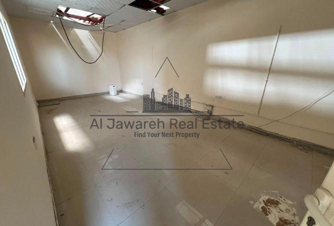 114184345 - Property Image 3