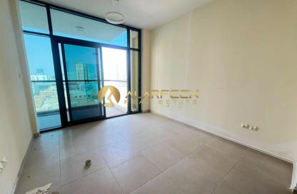 Apartment - 1 Bedroom - 2 Bathrooms for rent in Central Park Tower - District 12 - Jumeirah Village Circle - Dubai
