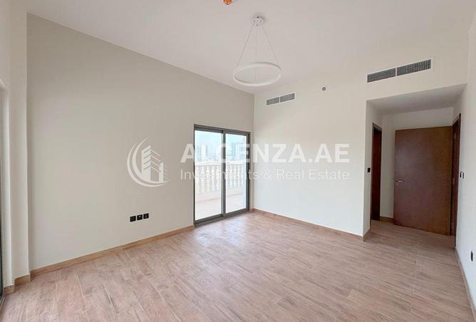 113726661 - Property Image 2