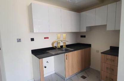 Townhouse - 1 Bedroom - 2 Bathrooms for rent in Rukan 3 - Rukan - Dubai