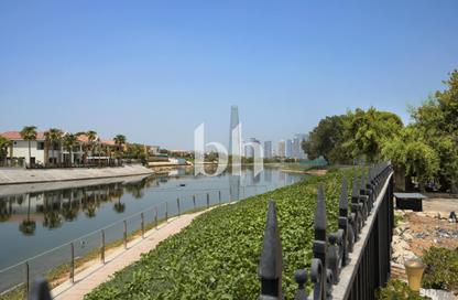 Villa - 4 - 5 for sale in Costa Del Sol - Jumeirah Islands - Dubai