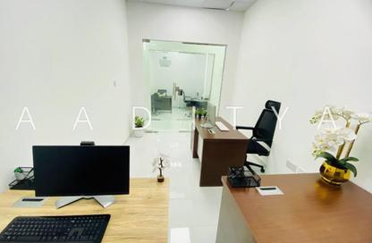 Office Space - Studio - 1 Bathroom for rent in Red Avenue - Al Garhoud - Dubai