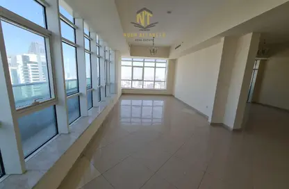 بنتهاوس - 4 غرف نوم - 7 حمامات للبيع في برج الفراسة - المجاز 1 - المجاز - الشارقة