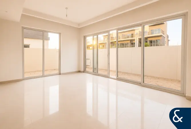 132069100 - Property Image 2