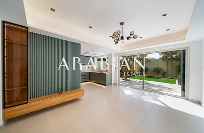 فيلا - 2 غرف نوم - 3 حمامات للايجار في الينابيع 3 - الينابيع - دبي