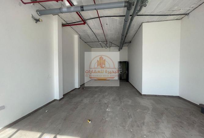 2OiT8cixl6e - Property Main Image