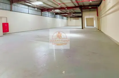 مستودع - استوديو - 1 حمام للايجار في المنطقة الصناعية رقم 4 - المنطقة الصناعية بالشارقة - الشارقة مستودع - استوديو - 1 حمام للايجار في المنطقة الصناعية رقم 4 - المنطقة الصناعية بالشارقة - الشارقة
