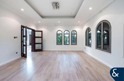 Villa - 4 Bedrooms - 4 Bathrooms for rent in Garden Homes Frond E - Garden Homes - Palm Jumeirah - Dubai