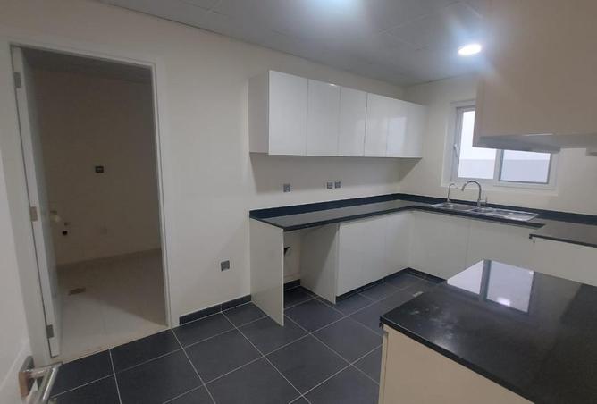 90907175 - Property Image 3