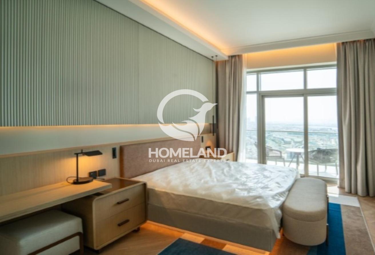 Lake & Skyline Views | Furnished | Vacant |Balcony photo 12