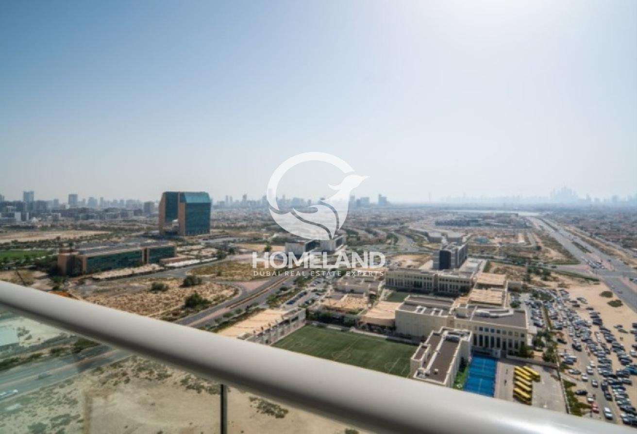 Lake & Skyline Views | Furnished | Vacant |Balcony photo 18