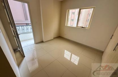 Apartment - 3 Bedrooms - 3 Bathrooms for rent in Muweileh Community - Muwaileh Commercial - Sharjah