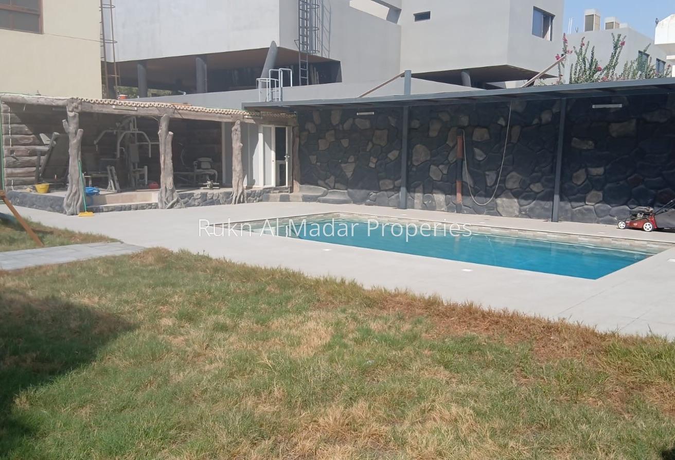 5 BR Compound Villa in Al Safa with Water View photo 6