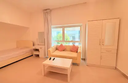 شقة - 1 حمام للايجار في معسكر آل نهيان - أبوظبي