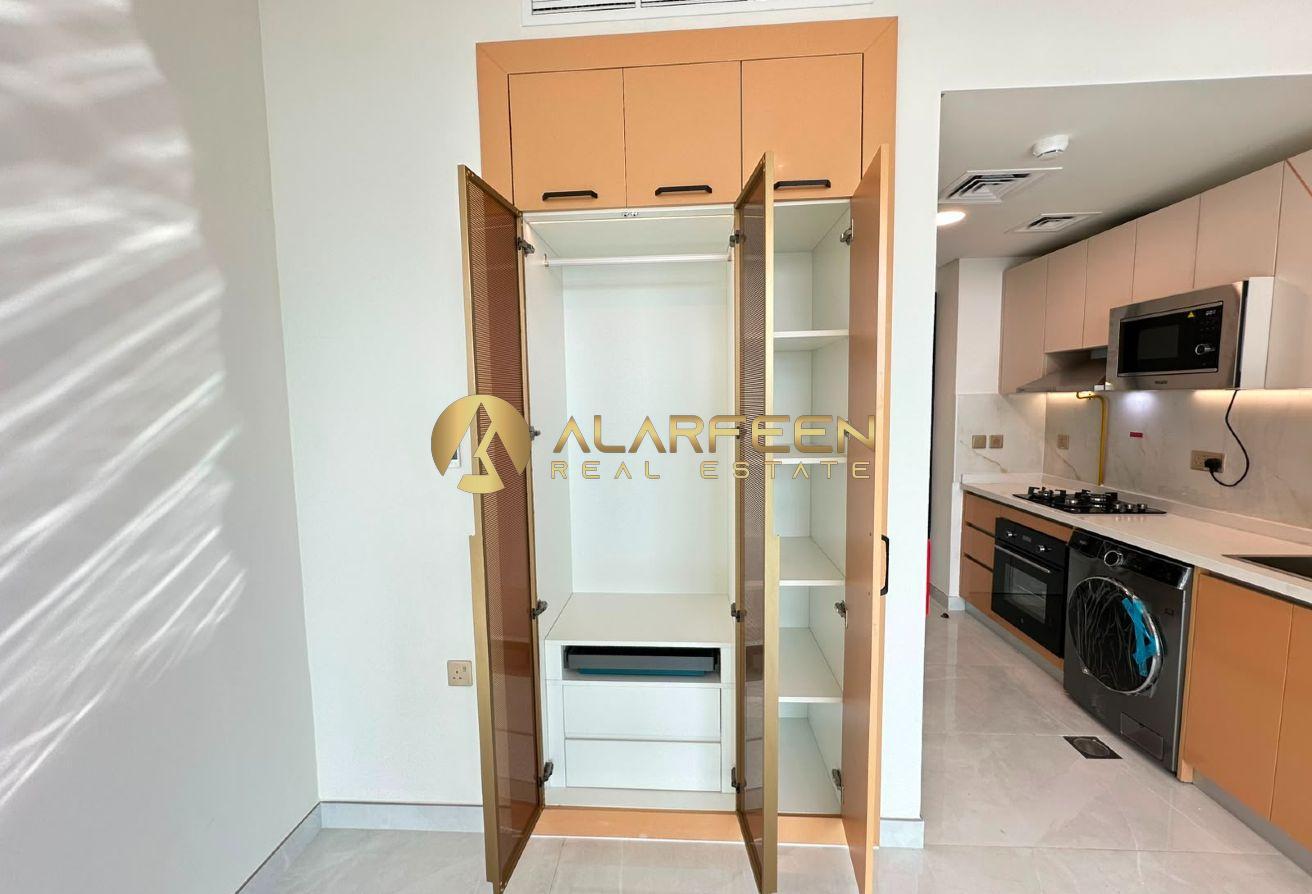Brand New Studio | Bright & Airy | High Floor photo 5