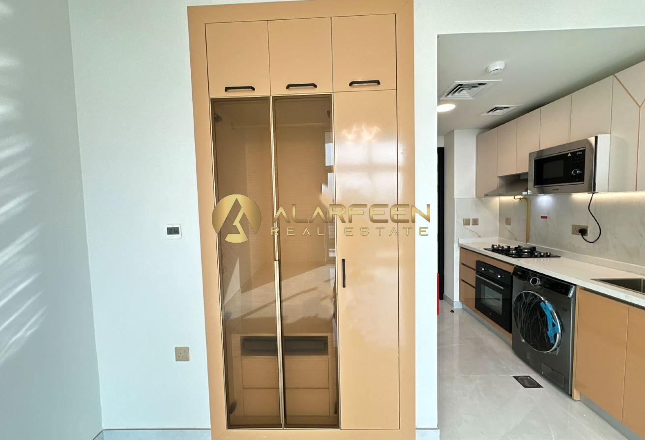 Brand New Studio | Bright & Airy | High Floor photo 3
