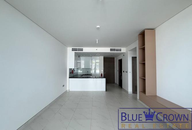 GROUND - BIG TERRACE- LOW PRICE photo 3
