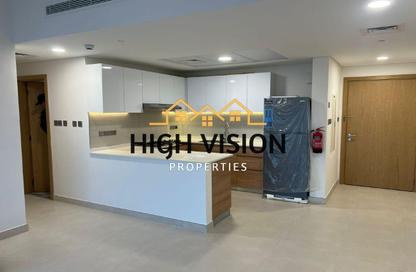 Apartment - 3 Bedrooms - 2 Bathrooms for rent in Radiant Square - City Of Lights - Al Reem Island - Abu Dhabi