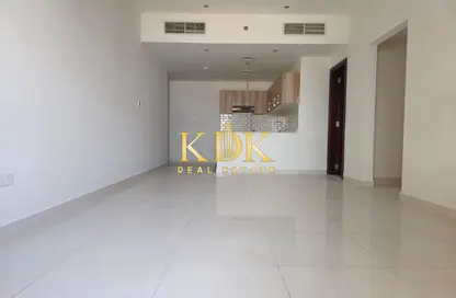 شقة - 2 غرف نوم - 2 حمامات للايجار في برج هيرا - مدينة دبي الرياضية - دبي