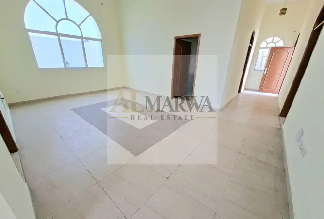 165076329 - Property Image 3