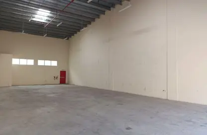 مستودع - استوديو - 1 حمام للايجار في 18 المنطقة الصناعية رقم - المنطقة الصناعية بالشارقة - الشارقة
