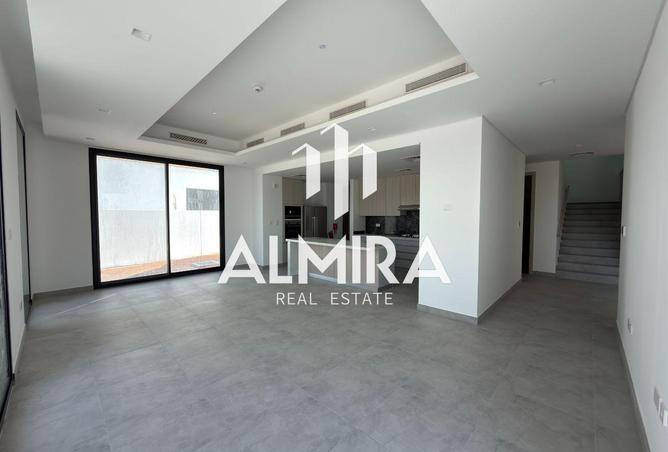 67429983 - Property Image 2