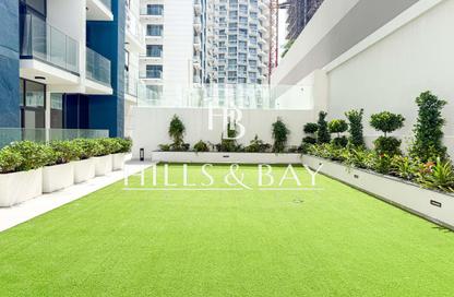 Apartment - 1 - 2 for sale in The East Crest by Meteora - District 17 - Jumeirah Village Circle - Dubai