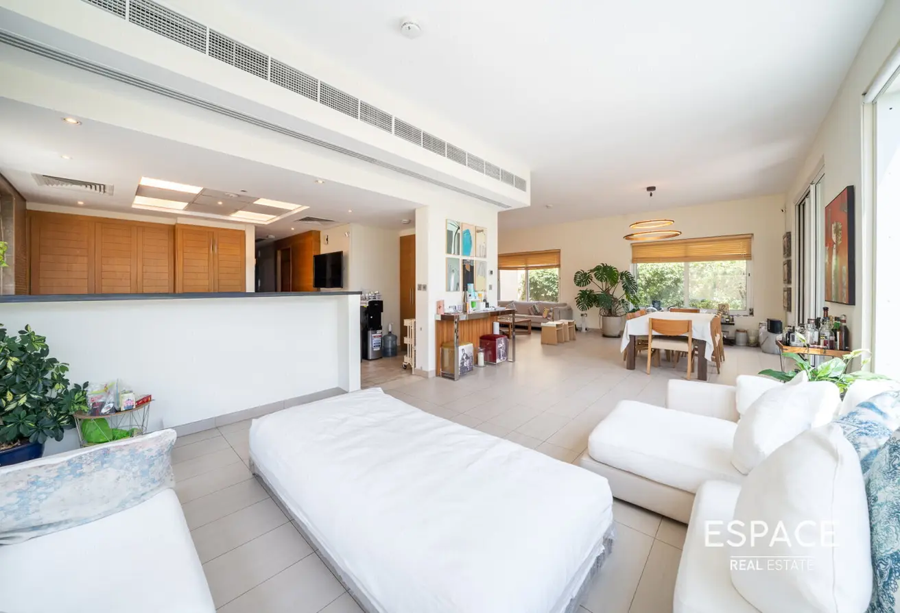 161404474 - Property Main Image