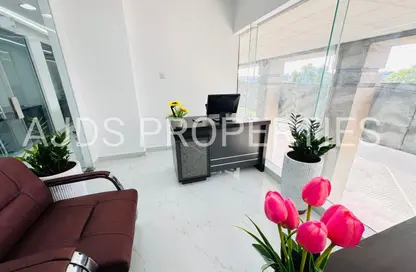 مكتب - غرفة نوم - 1 حمام للايجار في ريم ريزدنسي - الكرامة - دبي