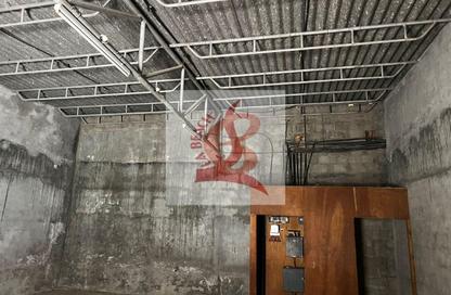 Warehouse - Studio for rent in Umm Ramool - Dubai Warehouse - Studio for rent in Umm Ramool - Dubai
