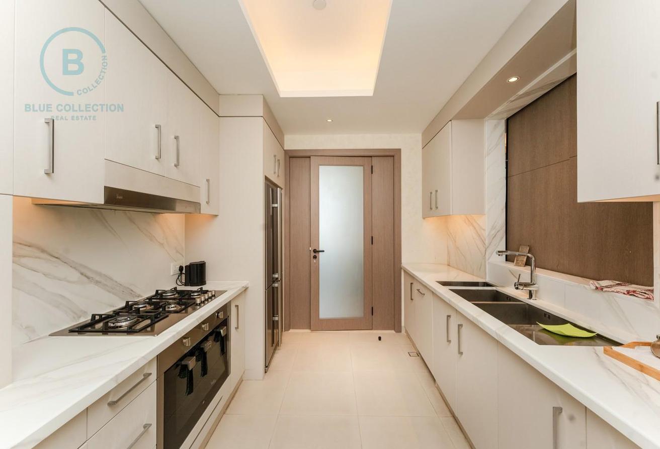 Grand 5BR | Burj Khalifa View | High Floor photo 5