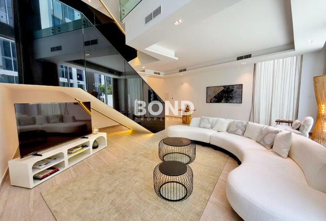 87450679 - Property Image 2