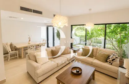 Villa - 4 Bedrooms - 3 Bathrooms for rent in Rockwood - Damac Hills - Dubai