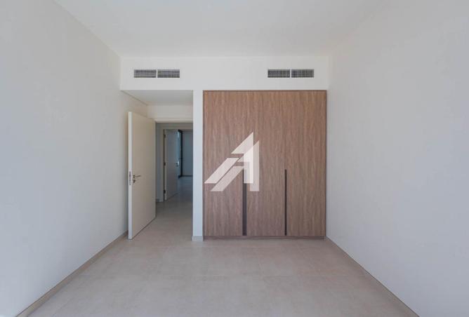 74243437 - Property Image 2