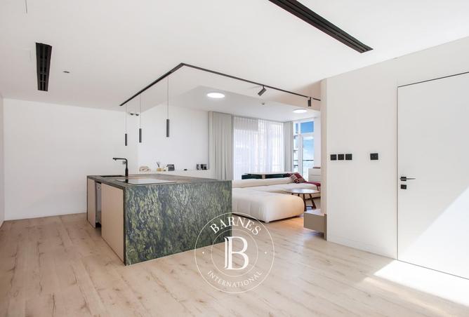 71504217 - Property Image 3