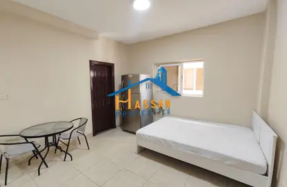 Apartment - Studio - 1 Bathroom for rent in Talal Building - Al Mujarrah - Sharjah