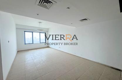 Apartment - 2 - 2 for rent in Palace Tower 2 - Palace Towers - Dubai Silicon Oasis - Dubai