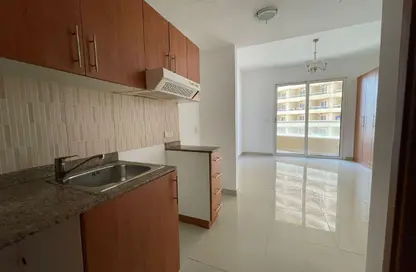 Apartment - 1 Bathroom for rent in Lakeside Tower C - Lakeside Residence - Dubai Production City (IMPZ) - Dubai