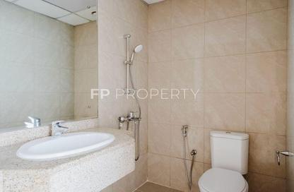 Apartment - 1 Bedroom - 2 Bathrooms for rent in Marina Crown - Dubai Marina - Dubai