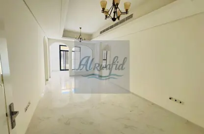 Apartment - 3 Bedrooms - 3 Bathrooms for rent in Al Mowaihat 3 - Al Mowaihat - Ajman