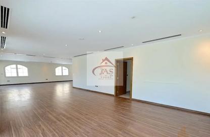 Villa - 5 Bedrooms - 6 Bathrooms for rent in District 1 - Jumeirah Park - Dubai Villa - 5 Bedrooms - 6 Bathrooms for rent in District 1 - Jumeirah Park - Dubai