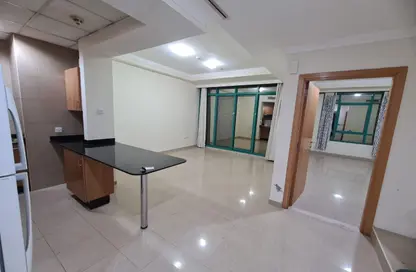 Apartment - 1 Bedroom - 2 Bathrooms for rent in Marina Crown - Dubai Marina - Dubai